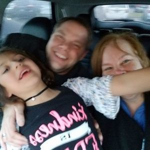 Meet your Posher, Leigh